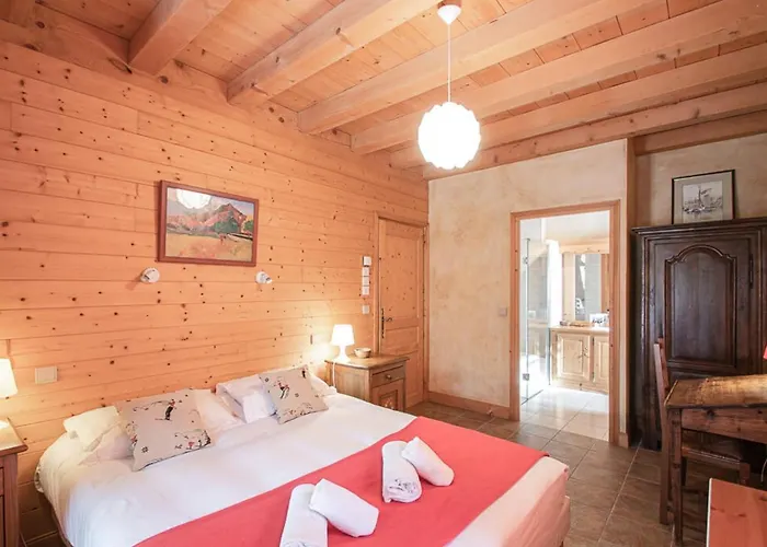 木屋 De Charme A Avec Wifi Et Parking Prive Pour 12 Pers. - Fr-1-343-226